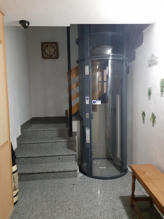 Hostal La Catedral Санто-Доминго-де-ла-Кальсада Экстерьер фото