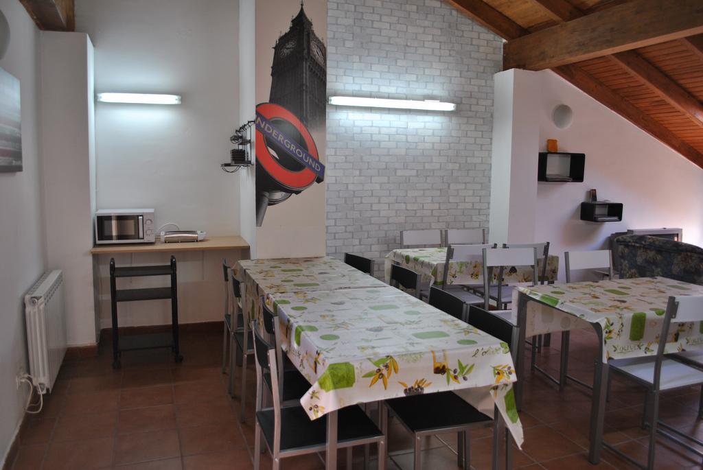 Hostal La Catedral Санто-Доминго-де-ла-Кальсада Экстерьер фото