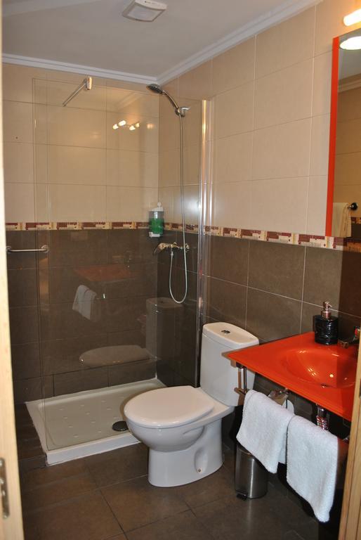 Hostal La Catedral Санто-Доминго-де-ла-Кальсада Экстерьер фото