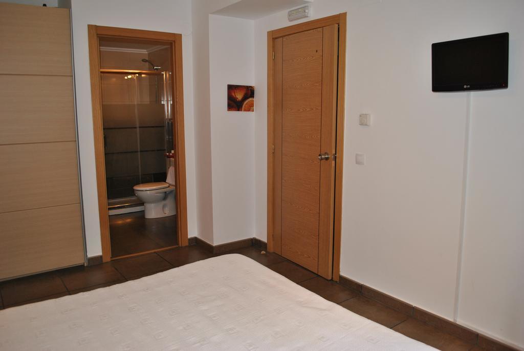 Hostal La Catedral Санто-Доминго-де-ла-Кальсада Экстерьер фото